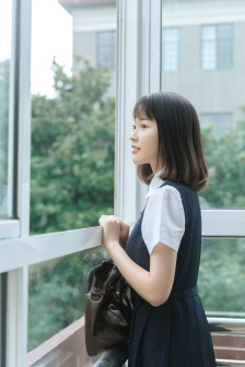1开大片的播放器